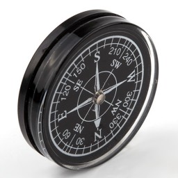 Portable 6.2cm Diameter Compass Handheld Compass for Outdoor Activities Black Color